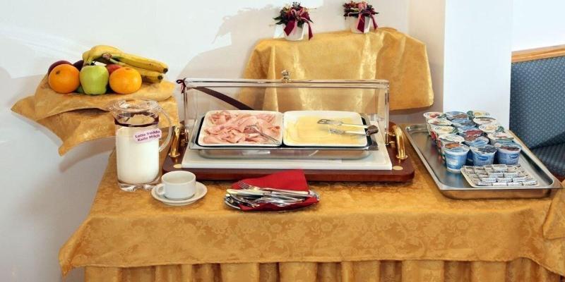 Garni Manuela Hotel 3*