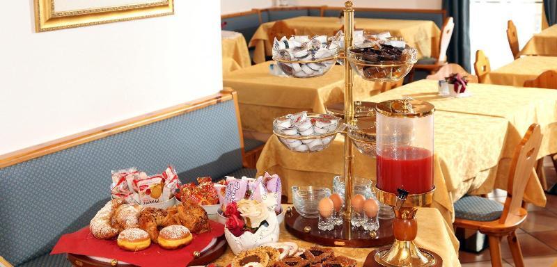 Garni Manuela Hotel Cavalese