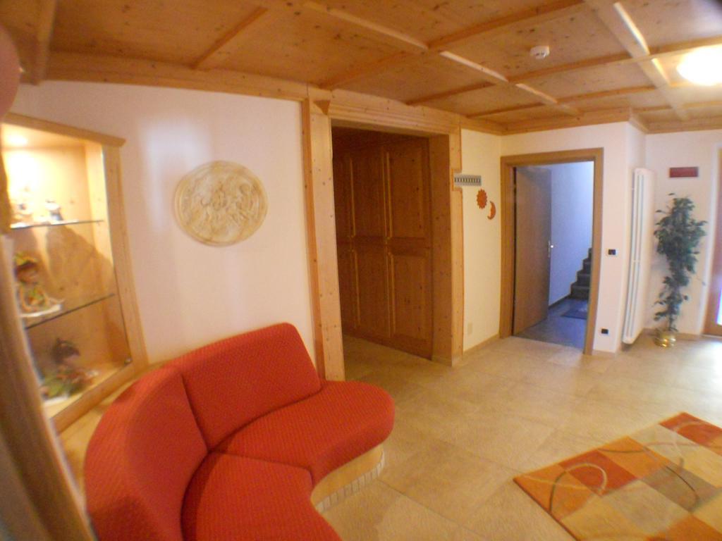 Hotel Garni Manuela 3*